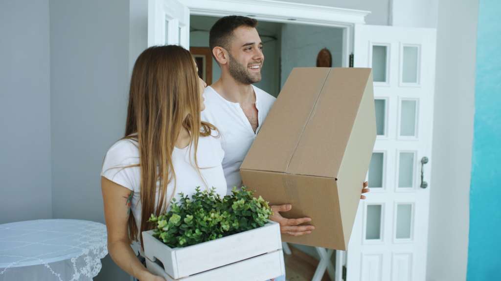 Cómo Embalar Libros y Objetos Pesados sin Hacerte Daño ni Dañar las Cajas